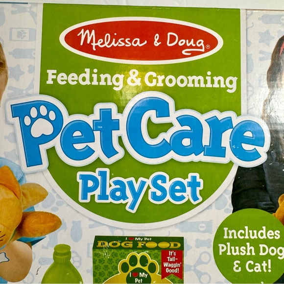 NWT. Melissa & Doug Feeding & Grooming Pet Care PlaySet
Ages 3+. 24 Pieces. - Picture 2 of 10